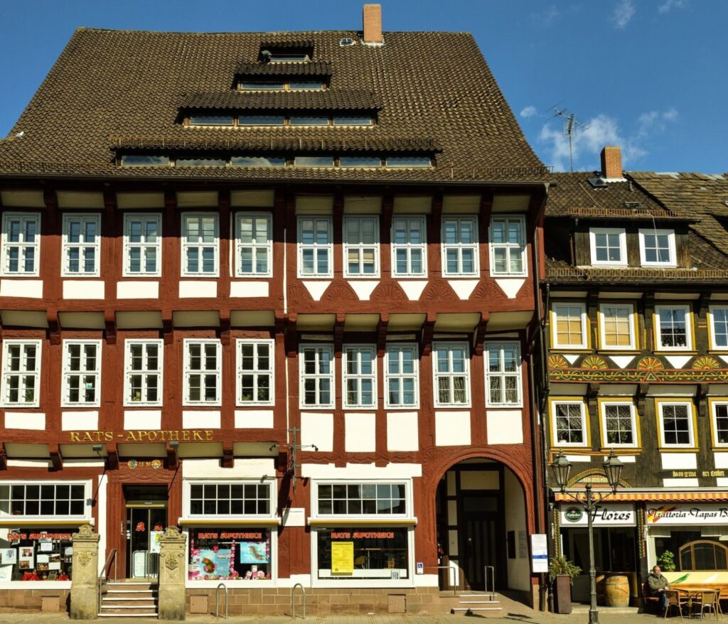 Herzhafte küche: einfach, ehrlich, genussvoll 3 Wohnbebauung in Knittelsheim: Häuser im Wandel